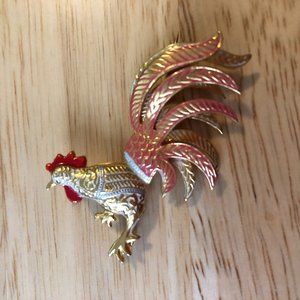 Vintage Damascene Paisley Rooster Brooch Pin Goldtone & Red Enamel